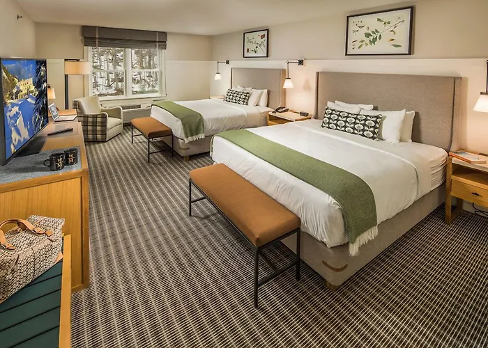White Mountain Hotel And Resort